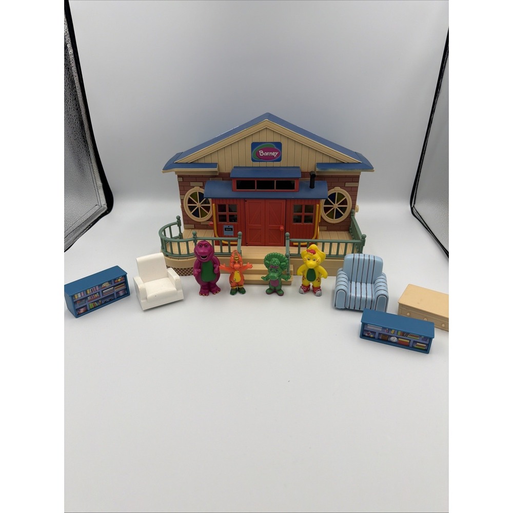 Barney & Friends Deluxe Schoolhouse Lyons 2007 Playset - Complete